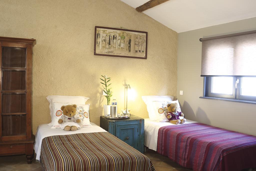 Bed and Breakfast La Casa De Boulbon Zimmer foto